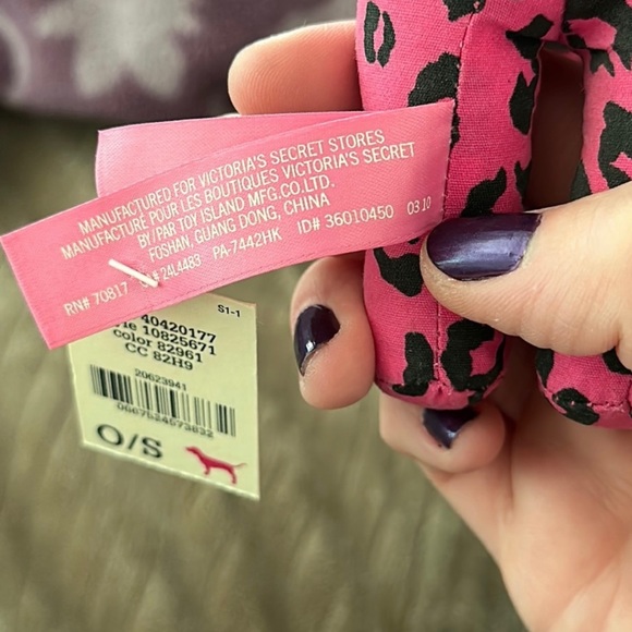 PINK Victoria’s Secret plush dog - Lot of 2 - Picture 13 of 15